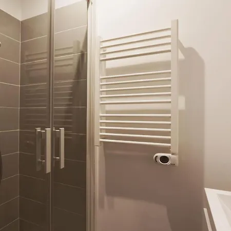 La Belle Tourangelle#rabelaisien Free Parking