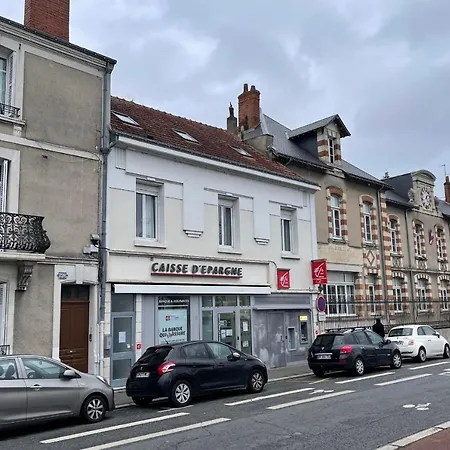 La Belle Tourangelle#rabelaisien Free Parking